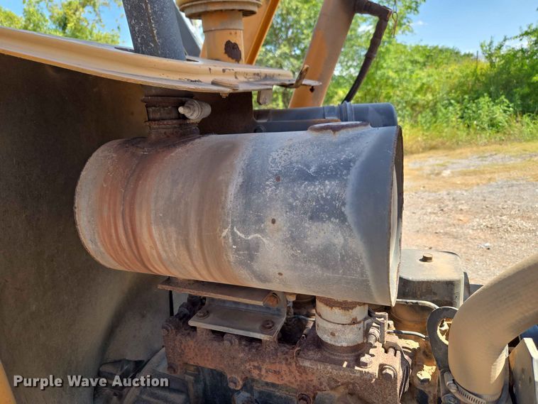 image for item EW8604 1995 Case 580L backhoe