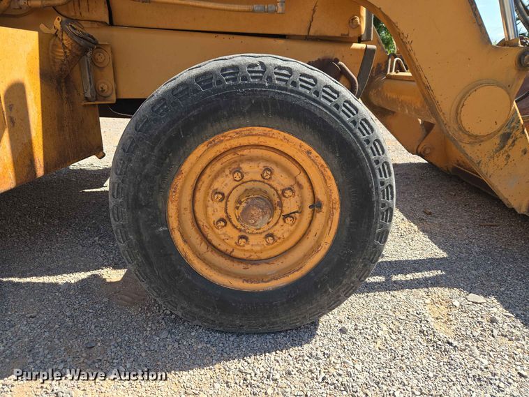 image for item EW8604 1995 Case 580L backhoe