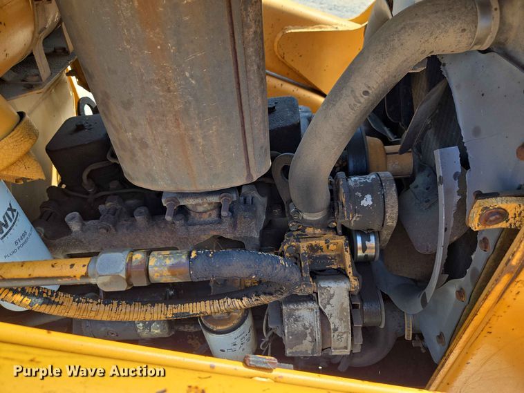 image for item EW8607 1987 Case 480E landscape tractor