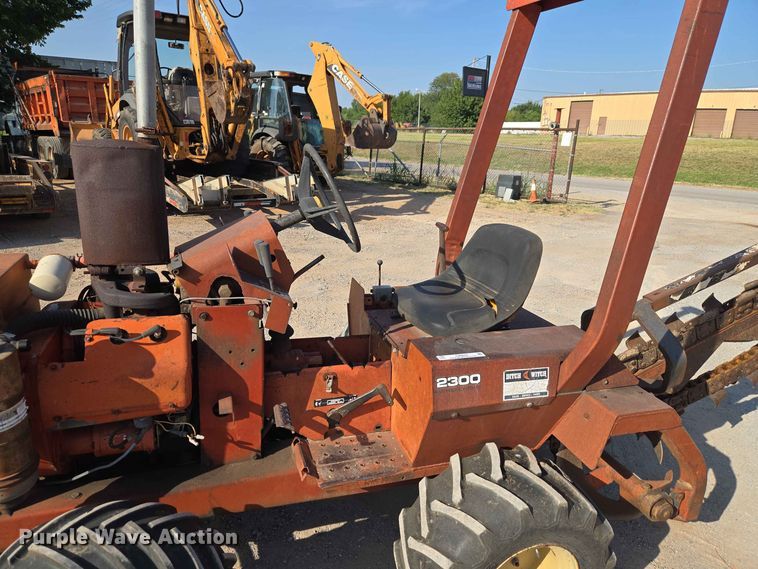image for item EW8609 1980 Ditch Witch 2300 trencher