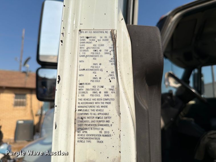 image for item EW8627 2013 International 7400 oil distributor truck