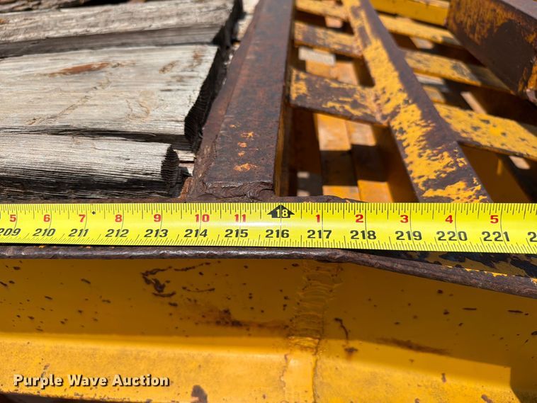 image for item EW8634 2015 Belshe equipment trailer