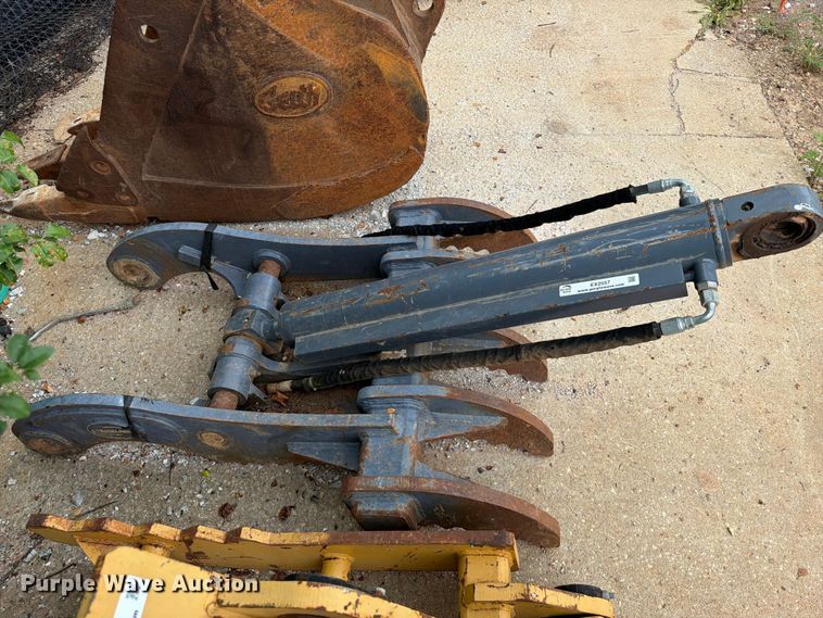 image for item EX2557 Strickland excavator hydraulic thumb