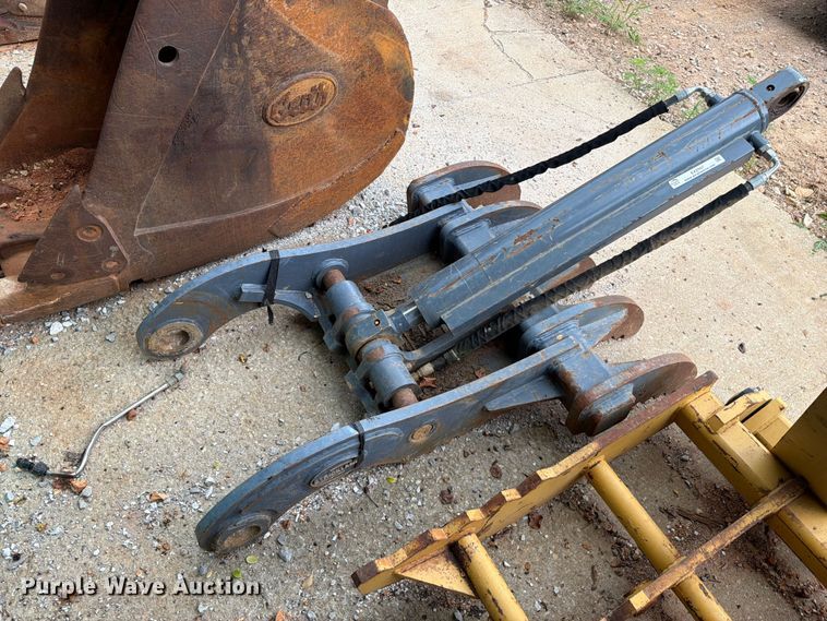image for item EX2557 Strickland excavator hydraulic thumb
