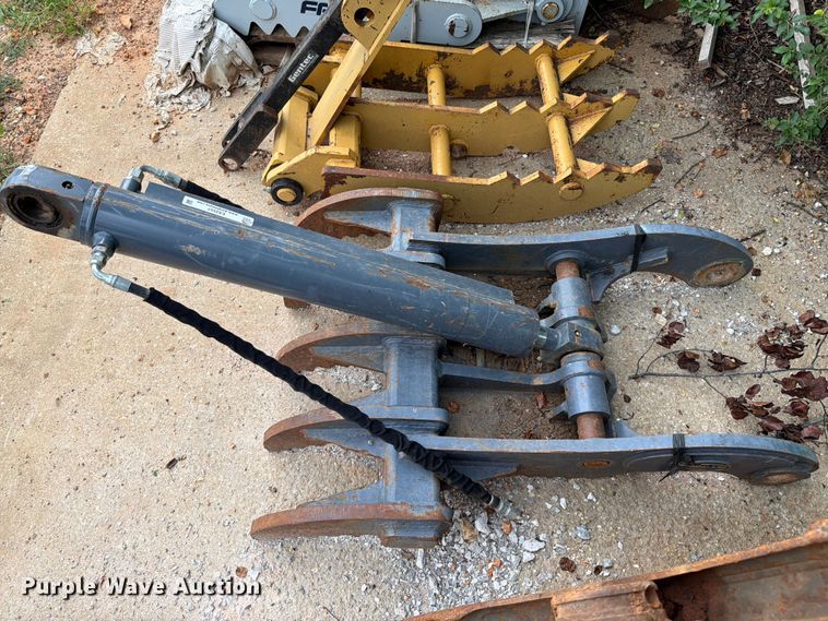 image for item EX2557 Strickland excavator hydraulic thumb