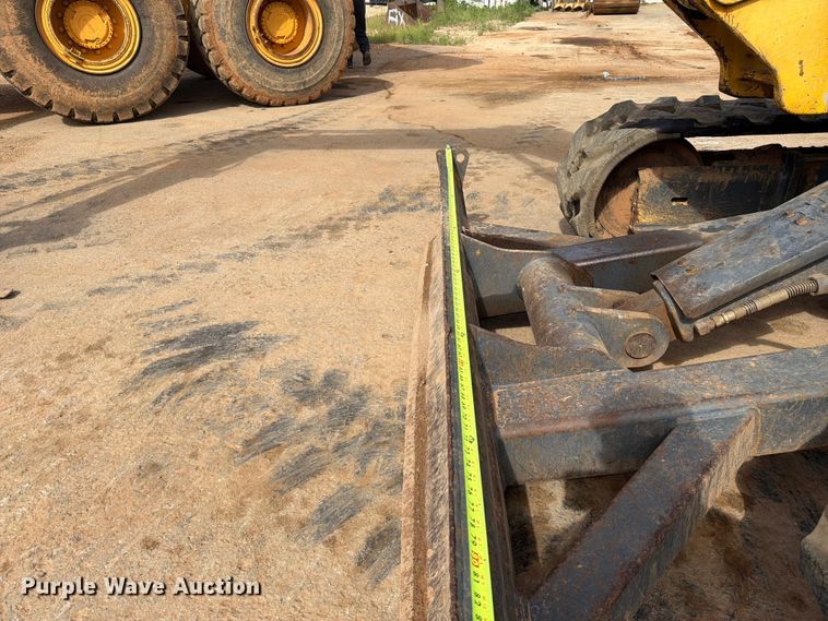 image for item EX2560 2014 Kobelco SK85CS mini excavator