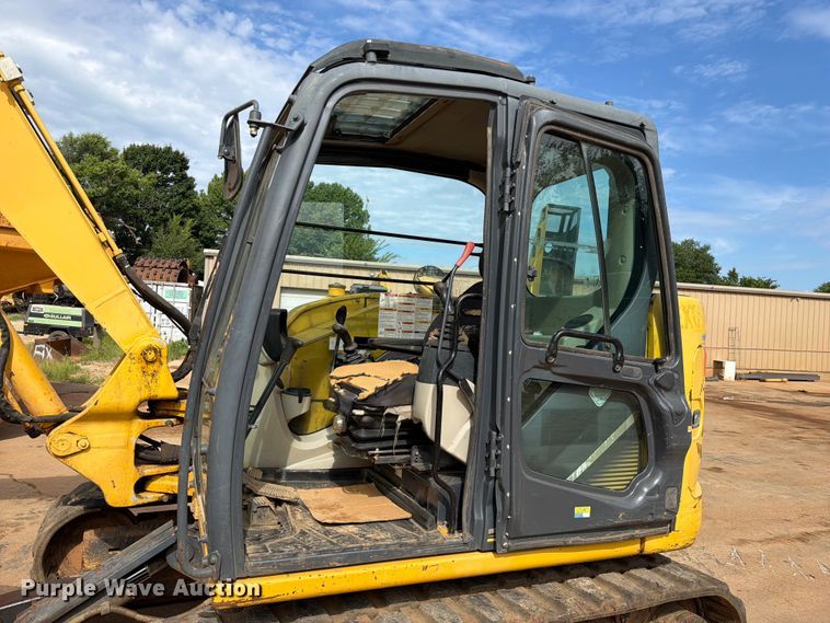 image for item EX2560 2014 Kobelco SK85CS mini excavator