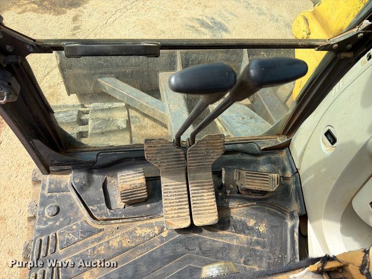 image for item EX2560 2014 Kobelco SK85CS mini excavator