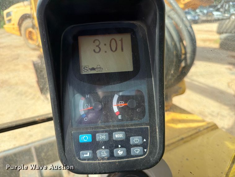 image for item EX2560 2014 Kobelco SK85CS mini excavator