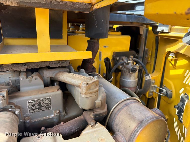 image for item EX2560 2014 Kobelco SK85CS mini excavator