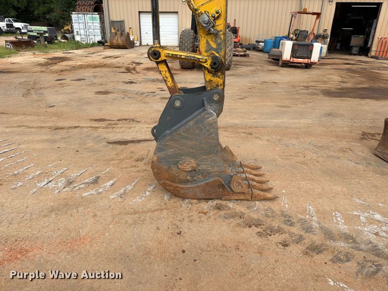 image for item EX2561 Kobelco SK85CS mini excavator