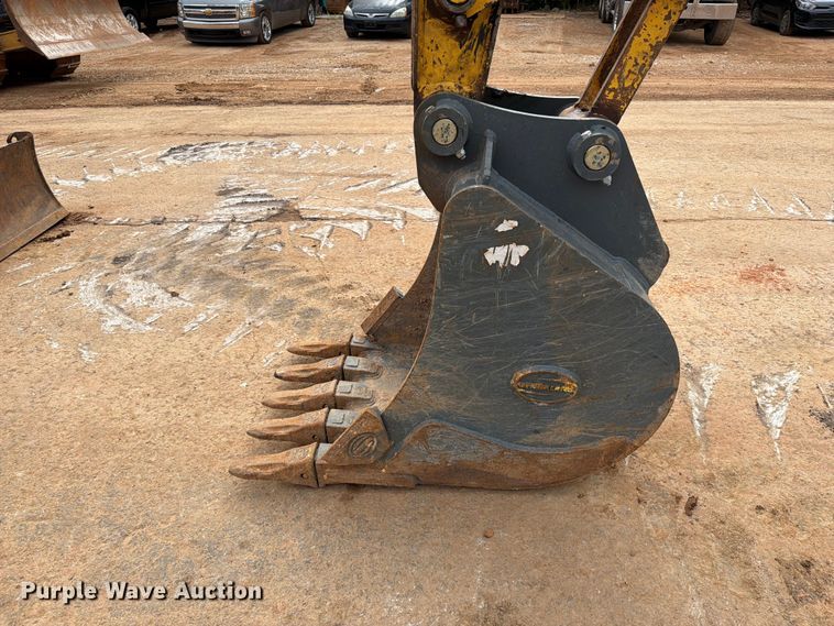 image for item EX2561 Kobelco SK85CS mini excavator