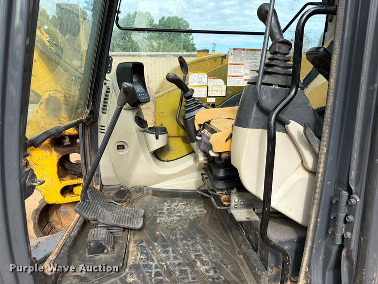 image for item EX2561 Kobelco SK85CS mini excavator