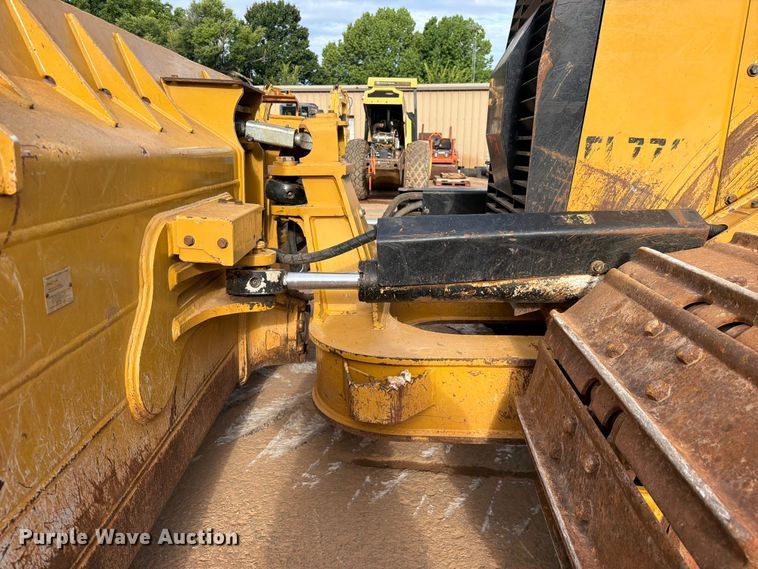image for item EX2562 2019 Caterpillar D6K2 LGP dozer