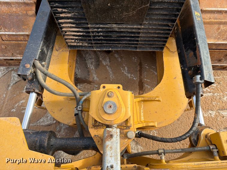 image for item EX2562 2019 Caterpillar D6K2 LGP dozer