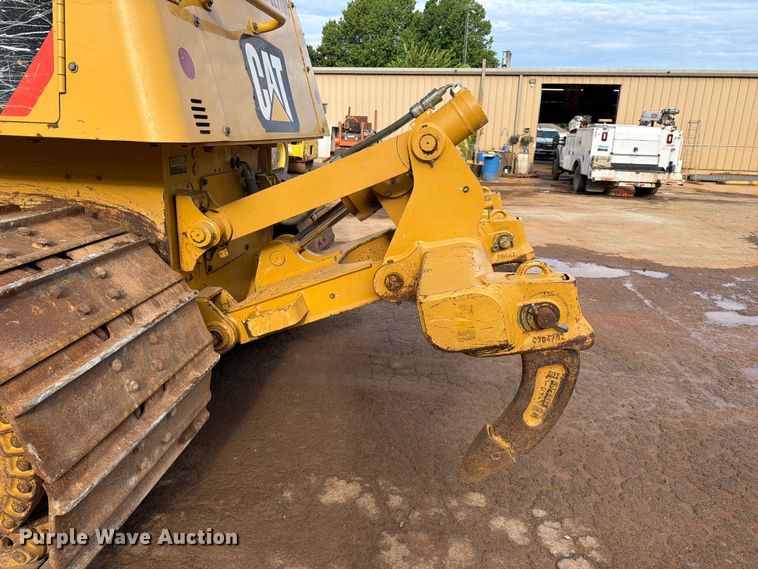 image for item EX2562 2019 Caterpillar D6K2 LGP dozer