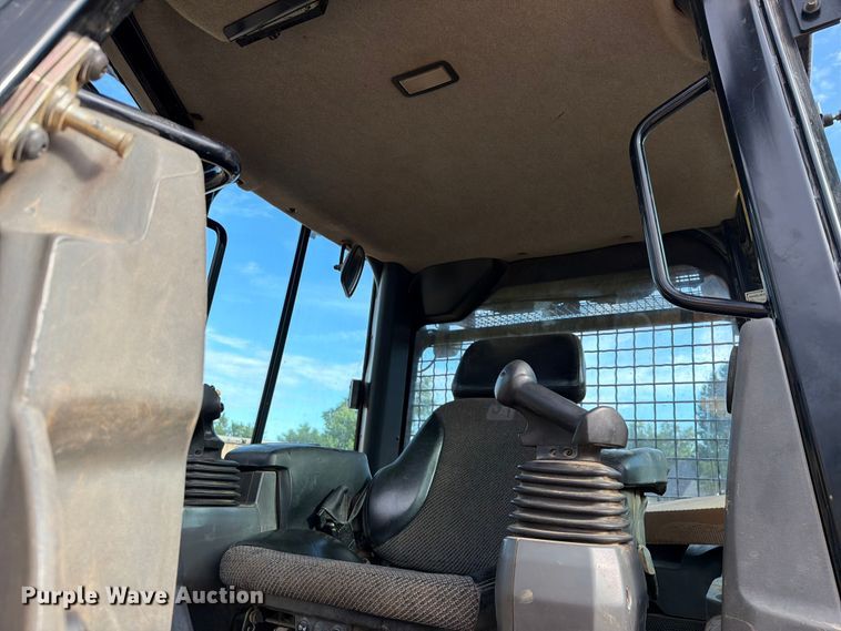 image for item EX2562 2019 Caterpillar D6K2 LGP dozer