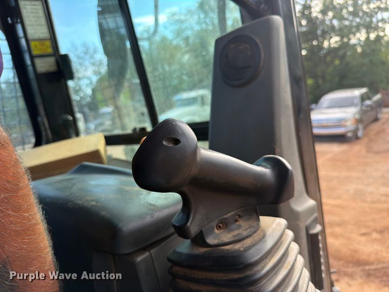 image for item EX2562 2019 Caterpillar D6K2 LGP dozer