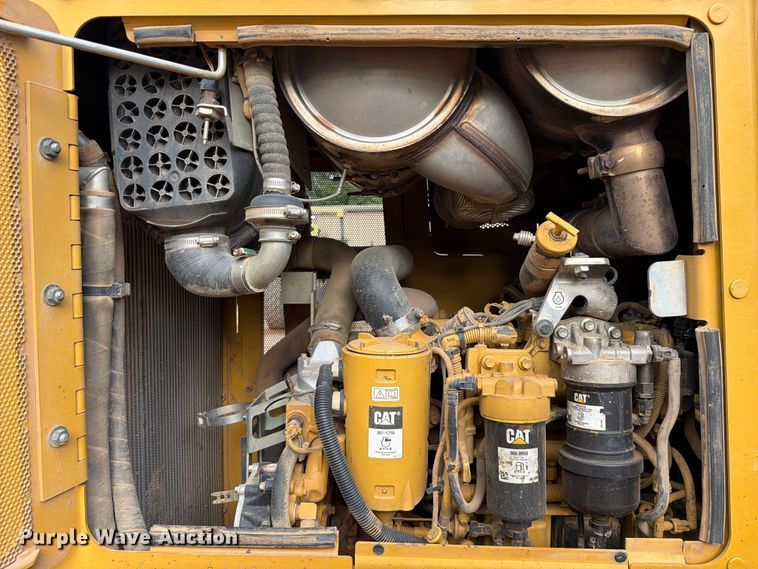 image for item EX2562 2019 Caterpillar D6K2 LGP dozer