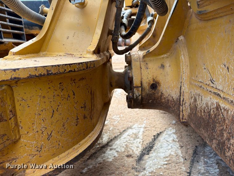 image for item EX2562 2019 Caterpillar D6K2 LGP dozer