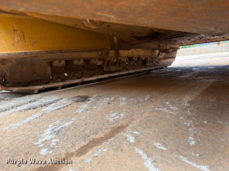 image for item EX2562 2019 Caterpillar D6K2 LGP dozer