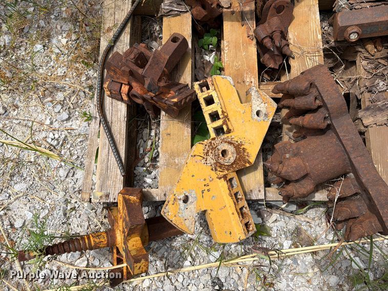 image for item EX2564 McCaughlin MFG. Co. MCL-24 horizontal boring unit
