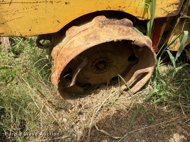 image for item EX2565 2017 Bomag BMP8500 trench compactor