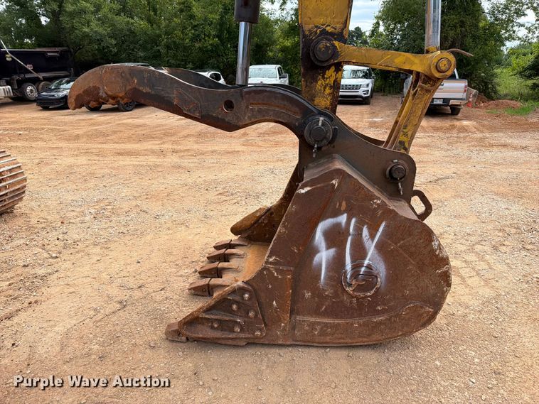 image for item EX2568 2019 Komatsu PC210LC-11 excavator