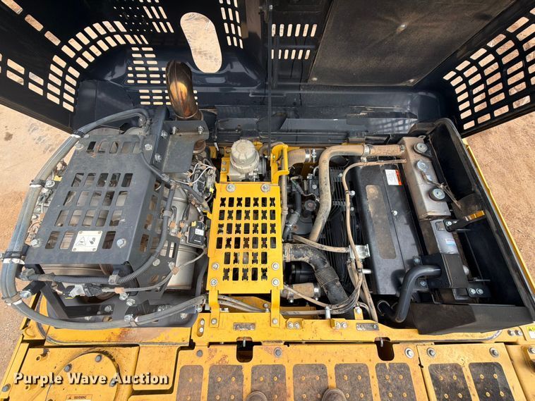 image for item EX2568 2019 Komatsu PC210LC-11 excavator