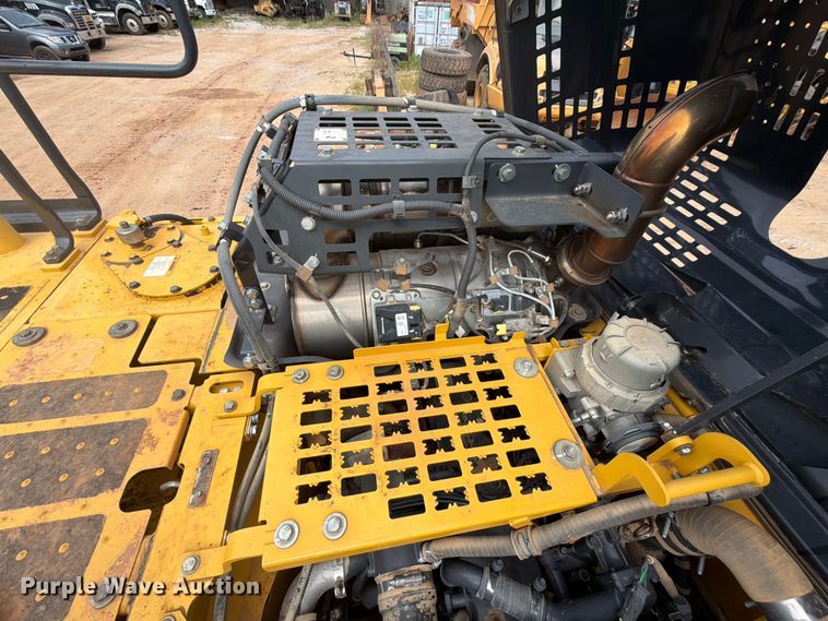 image for item EX2568 2019 Komatsu PC210LC-11 excavator
