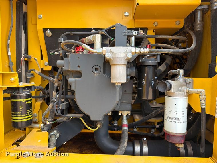image for item EX2568 2019 Komatsu PC210LC-11 excavator