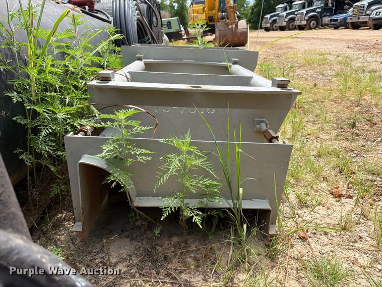 image for item EX2570 Power Curber 96-7316 curb mold