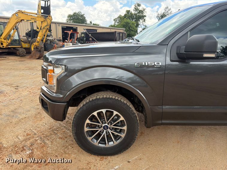 image for item EX2571 2020 Ford F150 Crew Cab pickup truck
