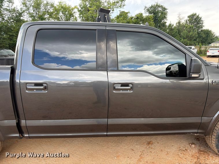 image for item EX2571 2020 Ford F150 Crew Cab pickup truck