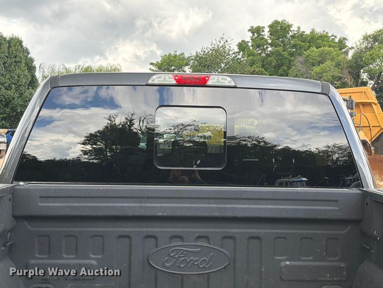 image for item EX2571 2020 Ford F150 Crew Cab pickup truck