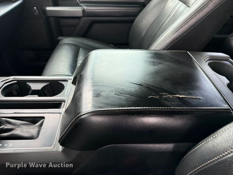 image for item EX2571 2020 Ford F150 Crew Cab pickup truck