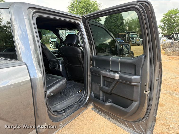 image for item EX2571 2020 Ford F150 Crew Cab pickup truck