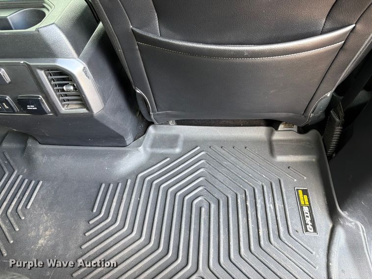 image for item EX2571 2020 Ford F150 Crew Cab pickup truck