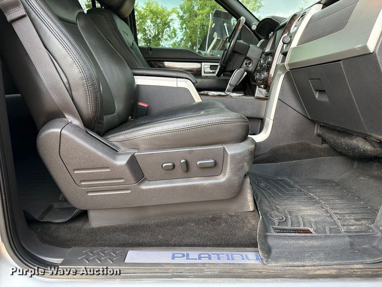 image for item EX2572 2013 Ford F150 Crew Cab pickup truck