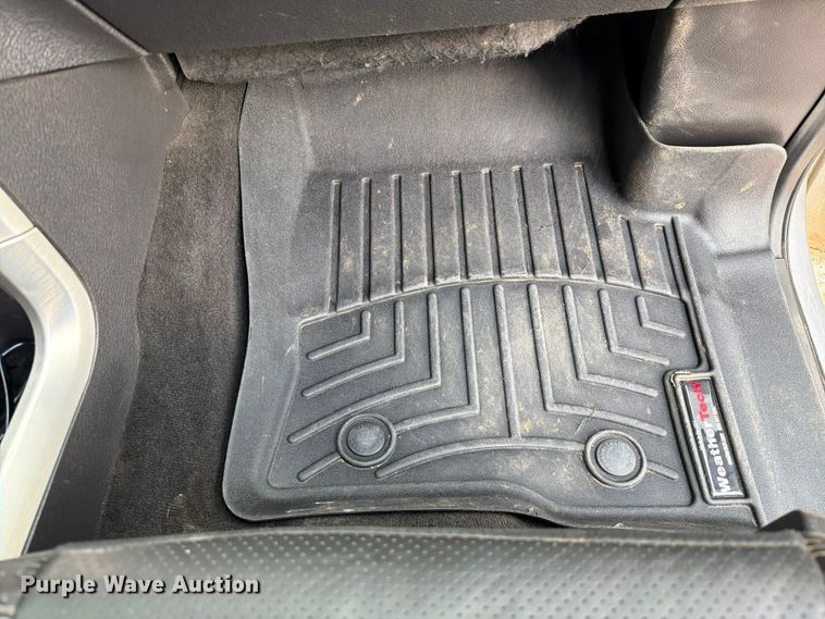 image for item EX2572 2013 Ford F150 Crew Cab pickup truck