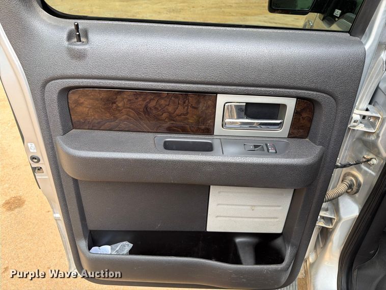 image for item EX2572 2013 Ford F150 Crew Cab pickup truck
