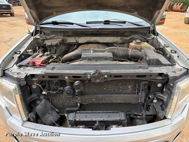 image for item EX2572 2013 Ford F150 Crew Cab pickup truck