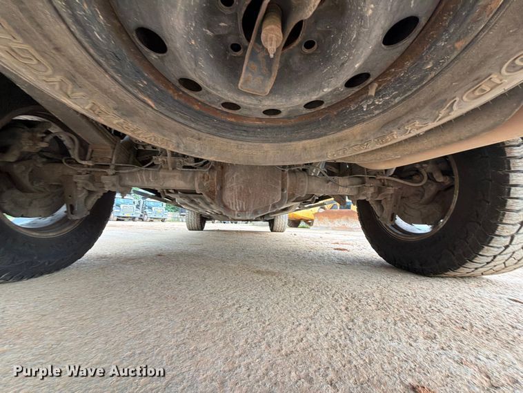 image for item EX2572 2013 Ford F150 Crew Cab pickup truck