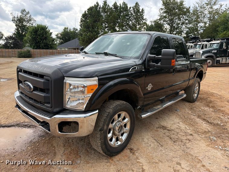2014 Ford F250 Super Duty Crew Cab pickup truck