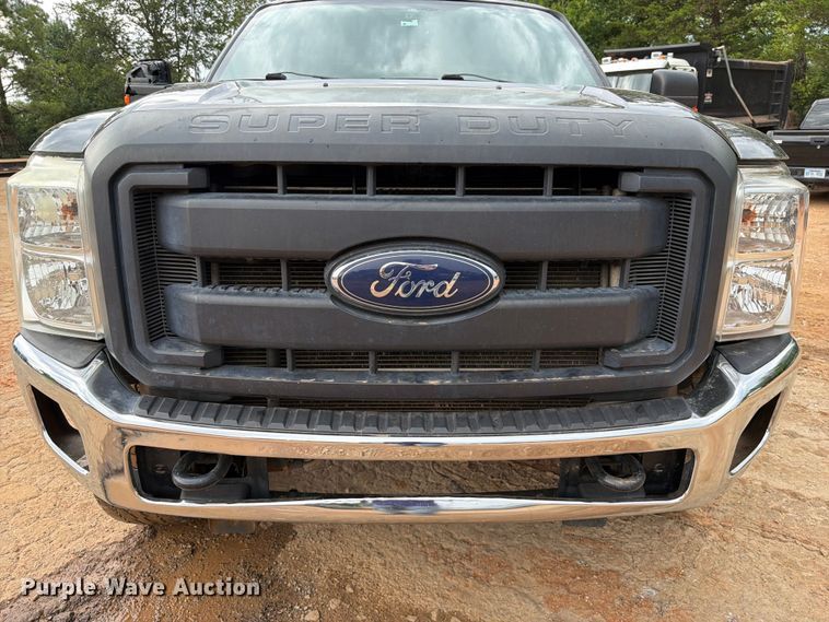 image for item EX2573 2014 Ford F250 Super Duty Crew Cab pickup truck