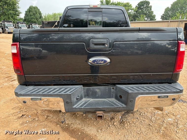 image for item EX2573 2014 Ford F250 Super Duty Crew Cab pickup truck
