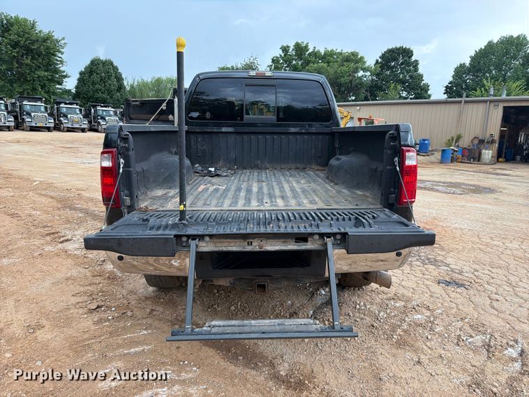 image for item EX2573 2014 Ford F250 Super Duty Crew Cab pickup truck
