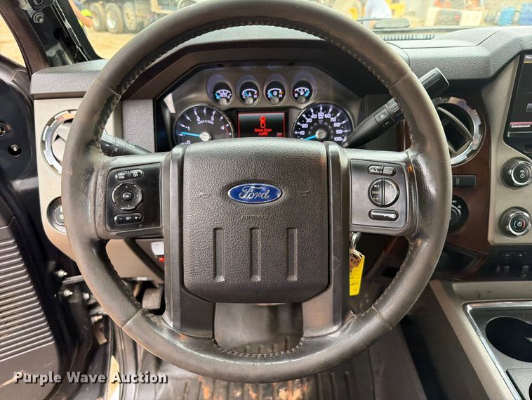 image for item EX2573 2014 Ford F250 Super Duty Crew Cab pickup truck
