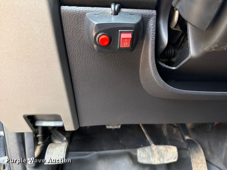image for item EX2573 2014 Ford F250 Super Duty Crew Cab pickup truck