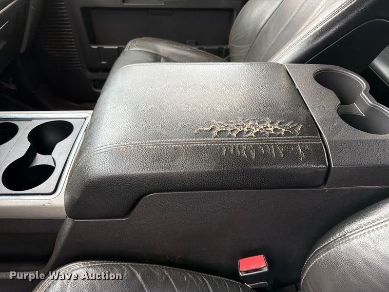 image for item EX2573 2014 Ford F250 Super Duty Crew Cab pickup truck